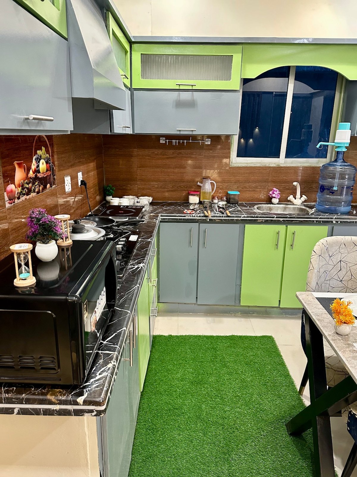 Designer 2BR Apartment in DHA With TV & AC - Full kitchen image 2
