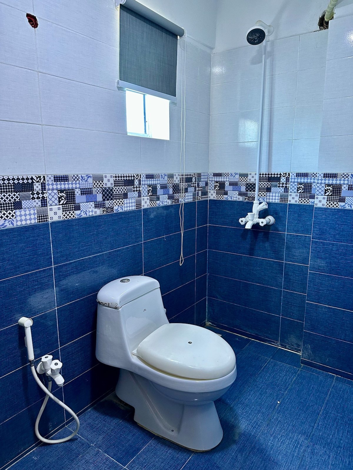 Designer 2BR Apartment in DHA With TV & AC - Full bathroom 2 image 3
