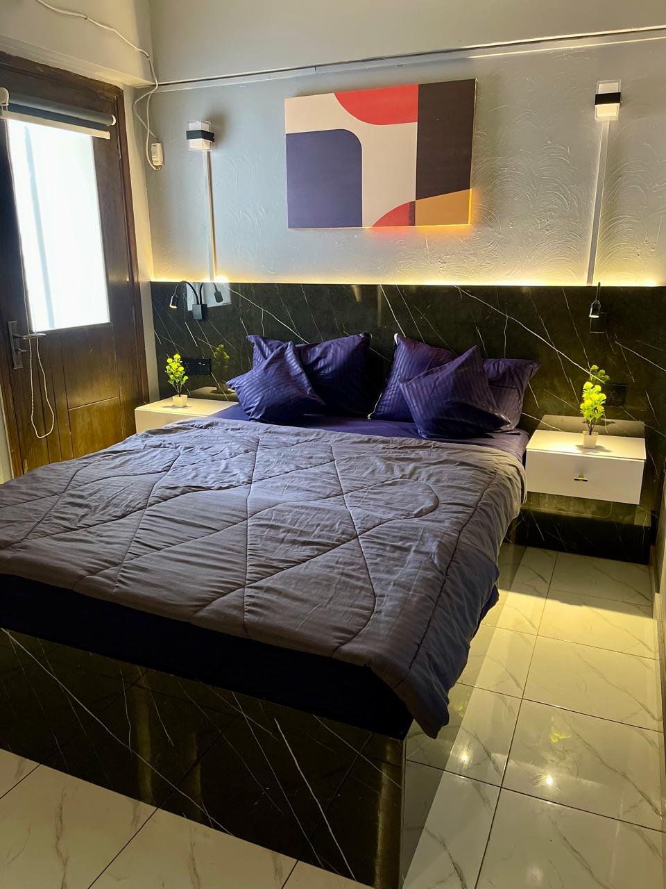 Luxury Pair: 1st-Floor Exclusive Apartments photo 3