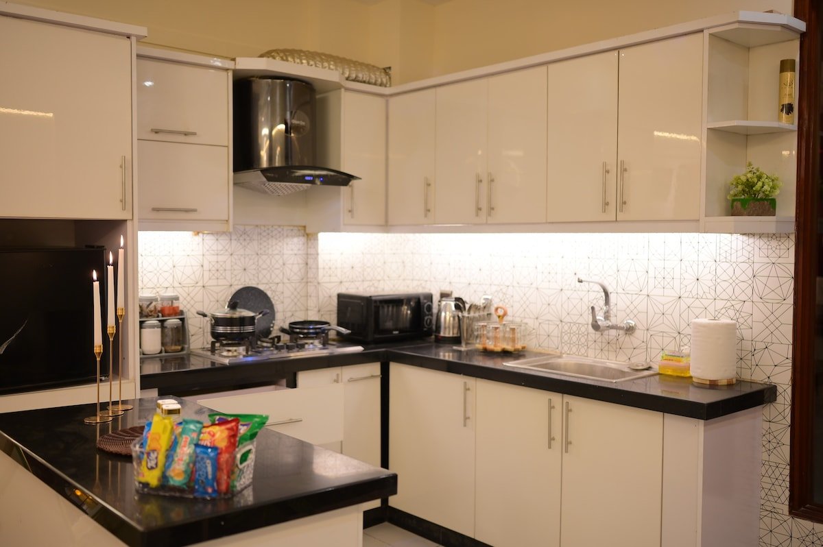 PannaCotta | Premium 2BHK | DHA Phase 7 Jami - Full kitchen image 4