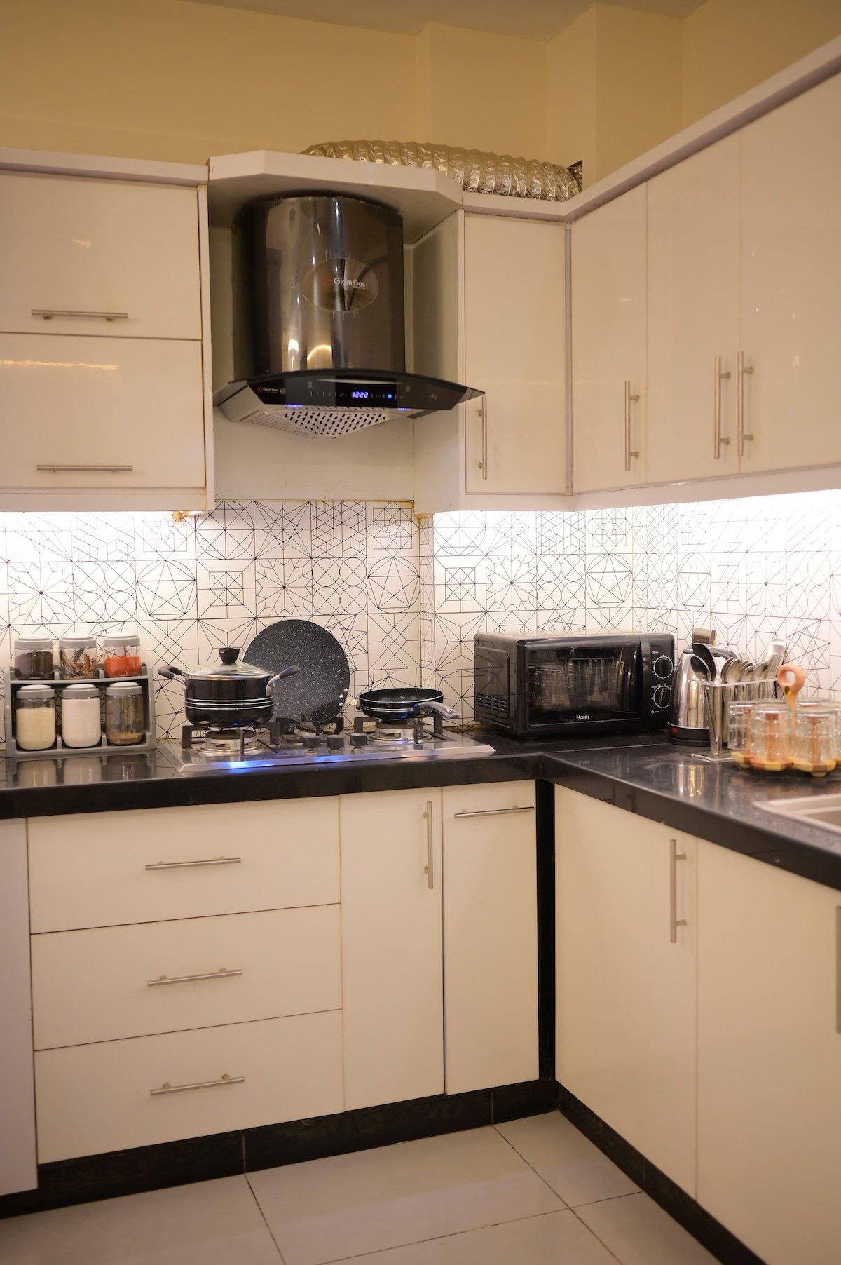 PannaCotta | Premium 2BHK | DHA Phase 7 Jami - Full kitchen image 5