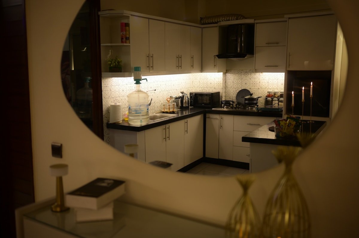 PannaCotta | Premium 2BHK | DHA Phase 7 Jami - Full kitchen image 6