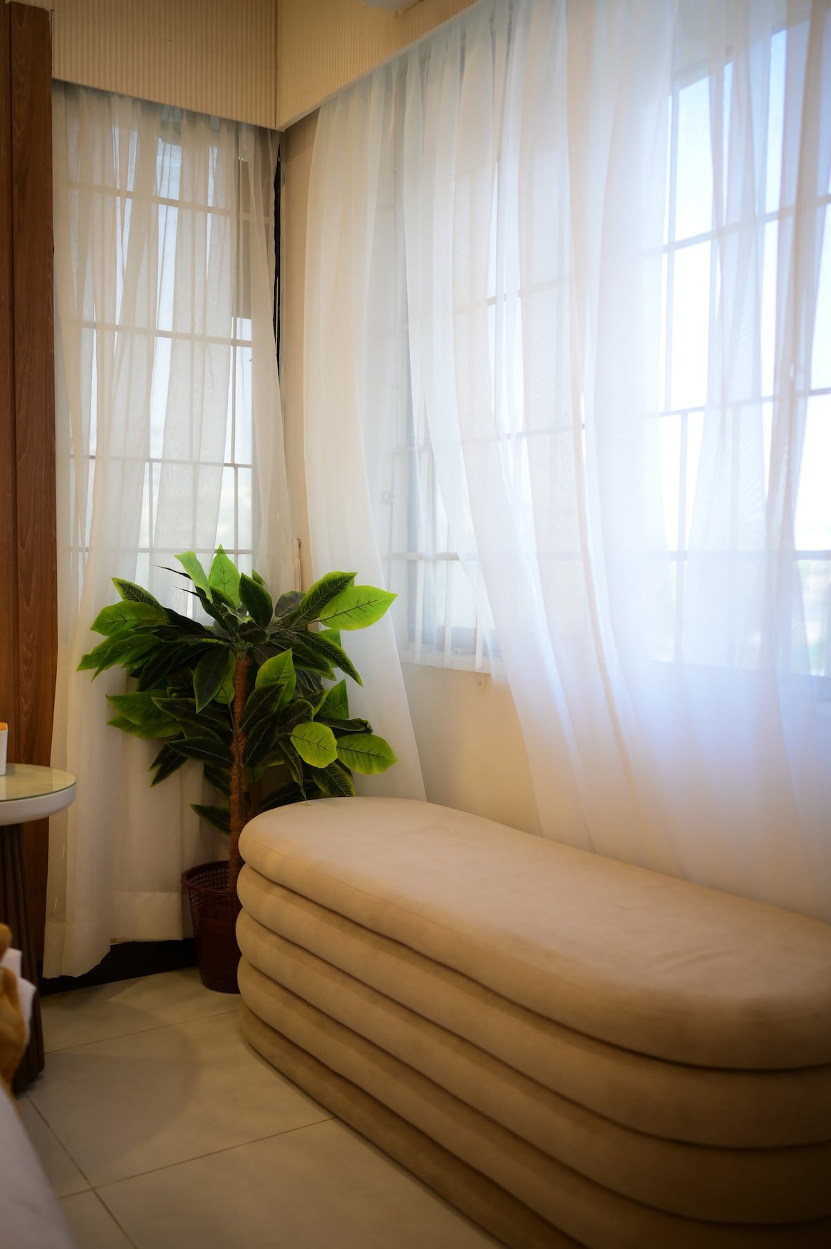 PannaCotta | Premium 2BHK | DHA Phase 7 Jami - Bedroom 1 image 9