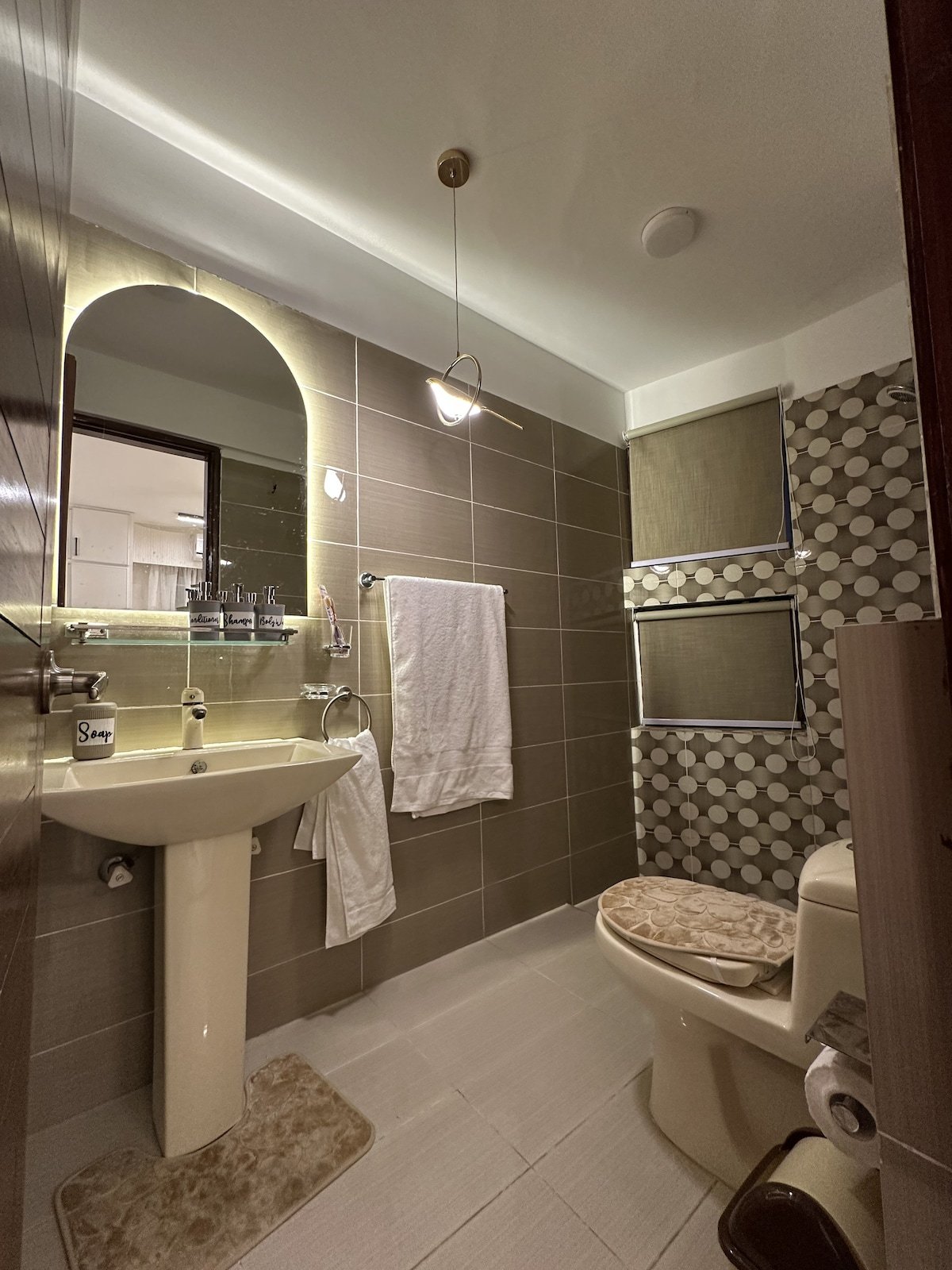 PannaCotta | Premium 2BHK | DHA Phase 7 Jami - Full bathroom 1 image 1