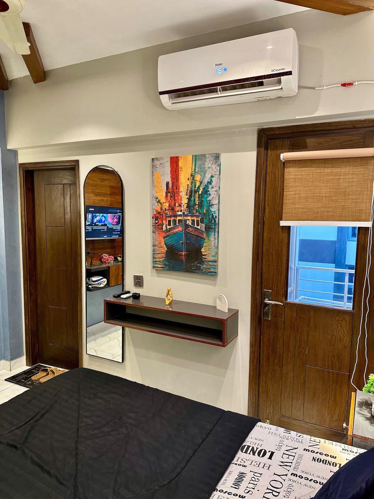 Private Modern 2BR Apartment | Seaview Rooftop photo 3