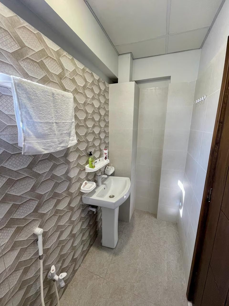 Private Modern 2BR Apartment | Seaview Rooftop photo 36